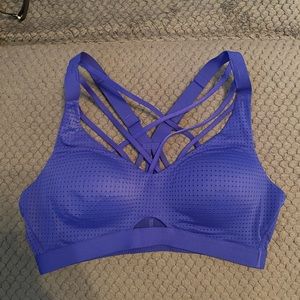 Victoria’s Secret Sportsbra 34B